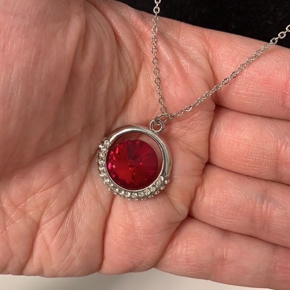 Red Necklace - Picture 5 of 8